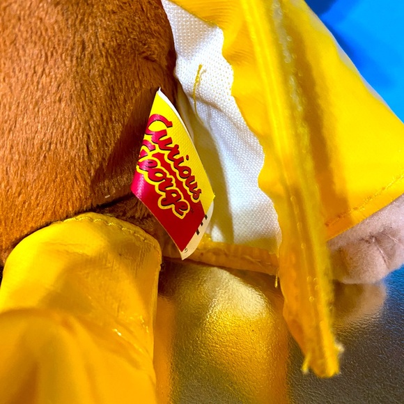 CURIOUS GEORGE NWT VTG 2007 UNIVERSAL STUDIOS RAINY DAY MONKEY BEAN BAG PLUSH - Picture 12 of 12